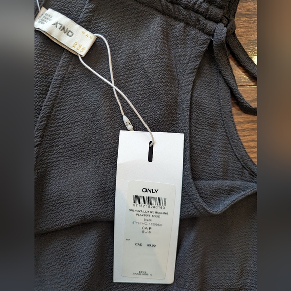 Only Short Black Romper Playsuit Sz S NWT - Picture 8 of 9